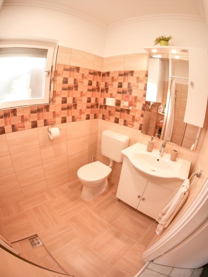 Cseresznyes Apartman Berekfürdő Zewnętrze zdjęcie